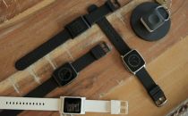 Pebble两款手表可追踪心率 智能纽扣内置GPS
