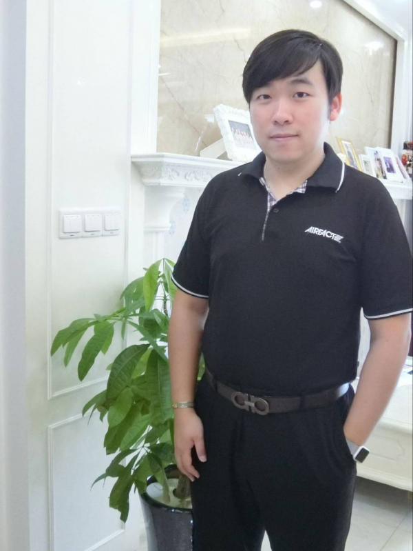 副经理韩迪