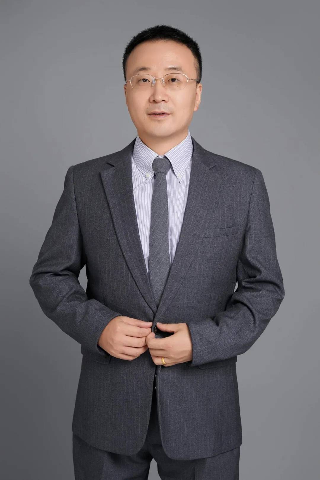 泰与泰（上海）律师事务所执业律师、知识产权部主任 开源社法律咨询委员会顾问 华东政法大学兼职教授 詹