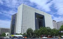 这个金融用户的数据中心建设为何采用风冷解决方案？