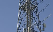 为期十年 工信部向三大运营商颁发5G中低频段频率使用许可证