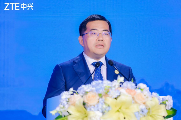 中兴通讯执行副总裁、首席运营官谢峻石