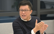 专访丨2024年迎AI红利高峰 万国数据CEO黄伟谈IDC出海与碳中和